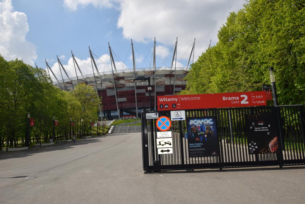 Elegant Apartment Stadion Narodowy Warsawa Bagian luar foto